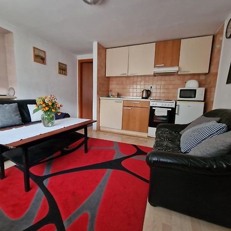 Apartment Near Center Сараево Экстерьер фото