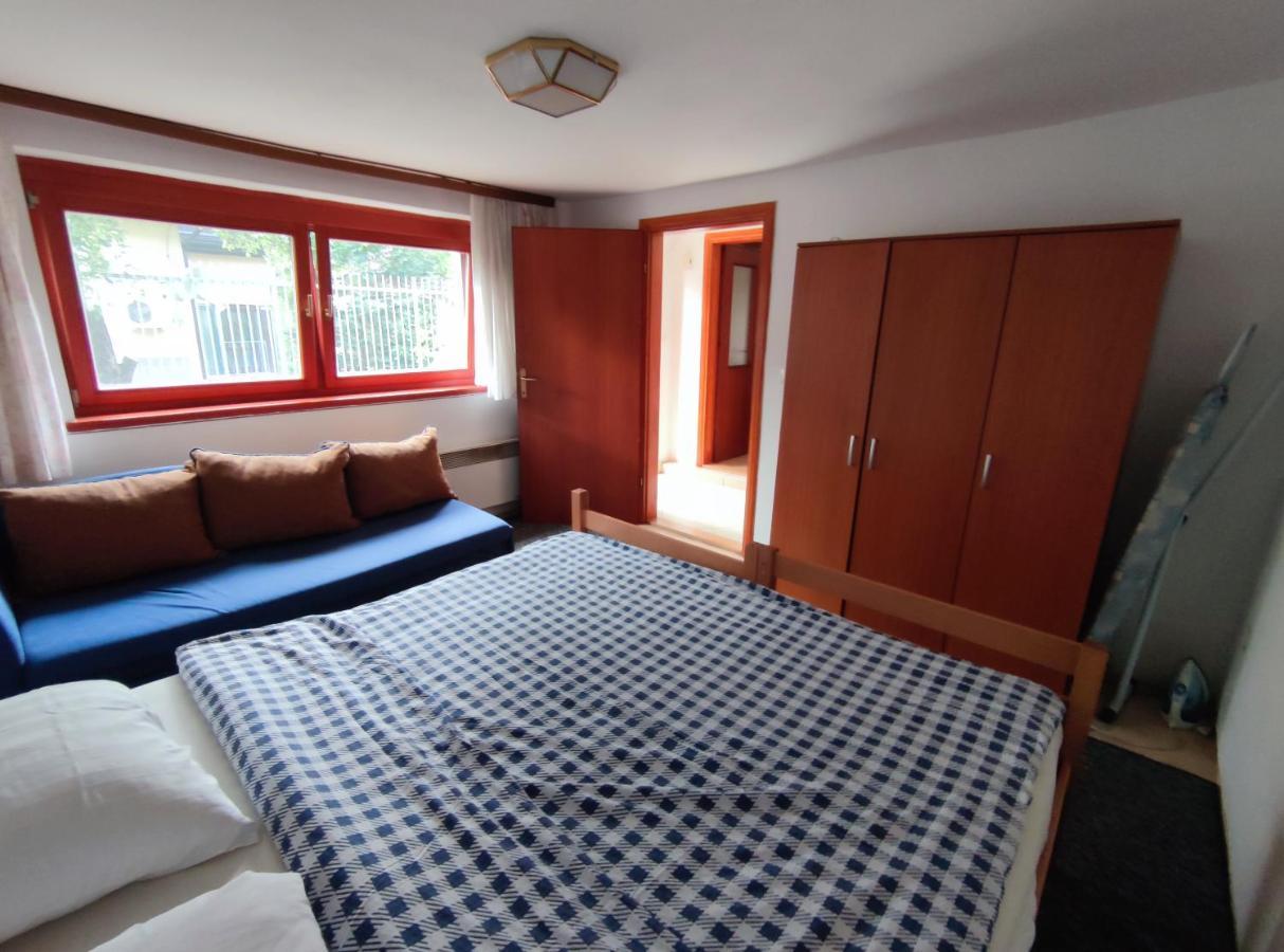 Apartment Near Center Сараево Экстерьер фото