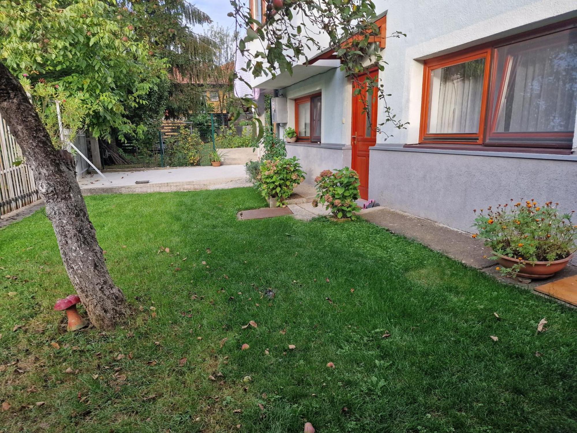 Apartment Near Center Сараево Экстерьер фото