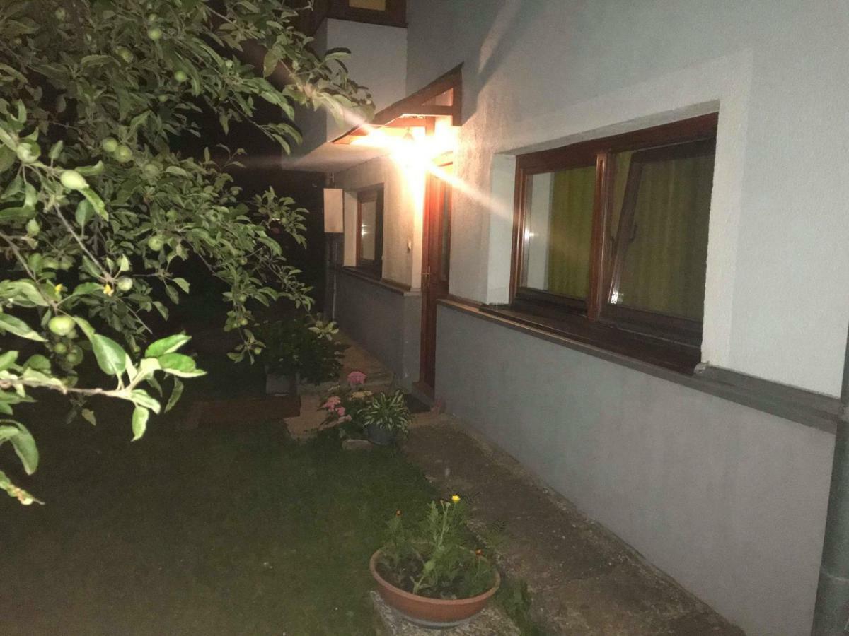 Apartment Near Center Сараево Экстерьер фото